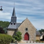 Place église à Langouët