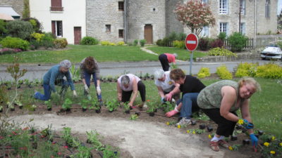 environnement-paysag-2010-112_benevoles_mairie