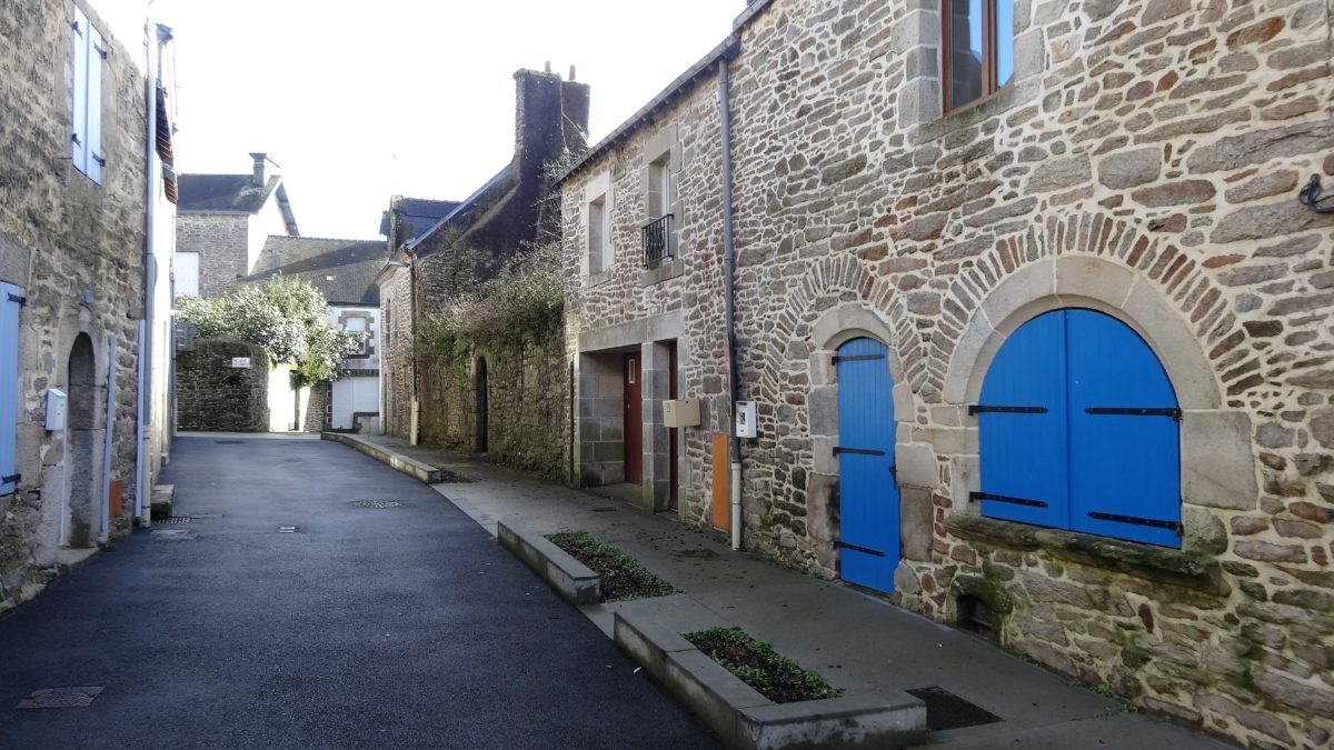 La requalification du centreville historique de Questembert (56) BRUDED