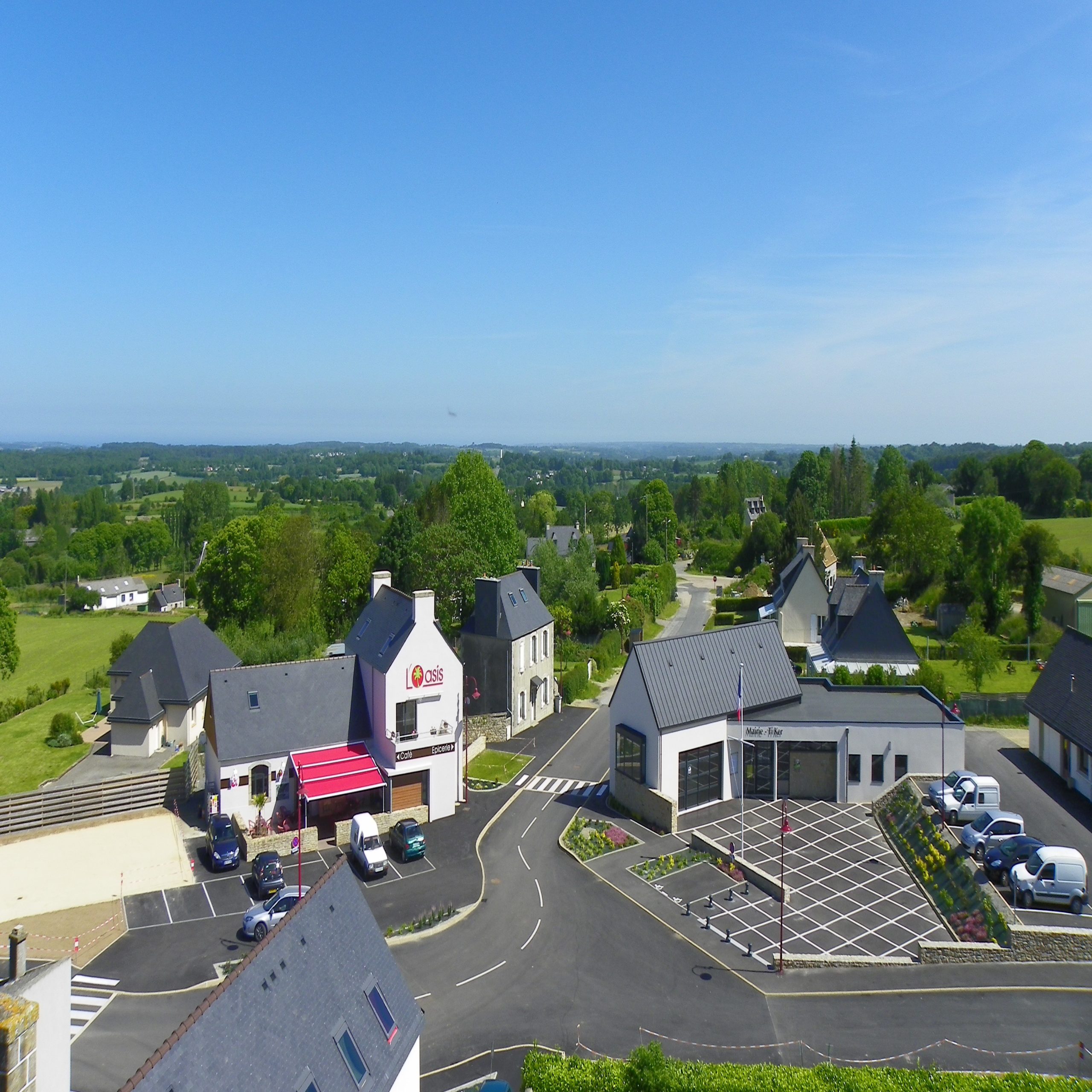 Plouégat Moysan (29) inaugure sa nouvelle mairie BRUDED Plouégat Moysan (29) inaugure sa nouvelle mairie BRUDED