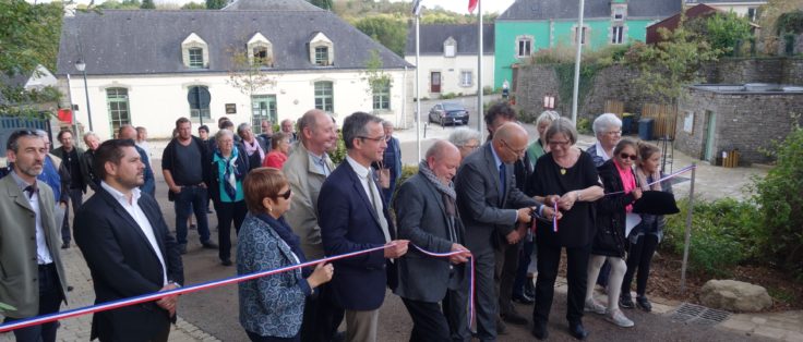 Quistinic inauguration des places de la Mairie et Leur Vras