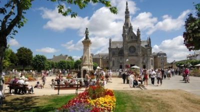 ste-anne-dauray-basilique