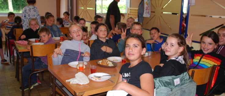 la-vraie-croix-restaurant-scolaire-2