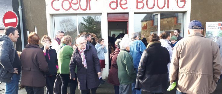 Une petite épicerie et un bar en gestion associative à Laurenan