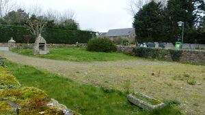 saint-frégant_2019-presbytère-jardin-devant