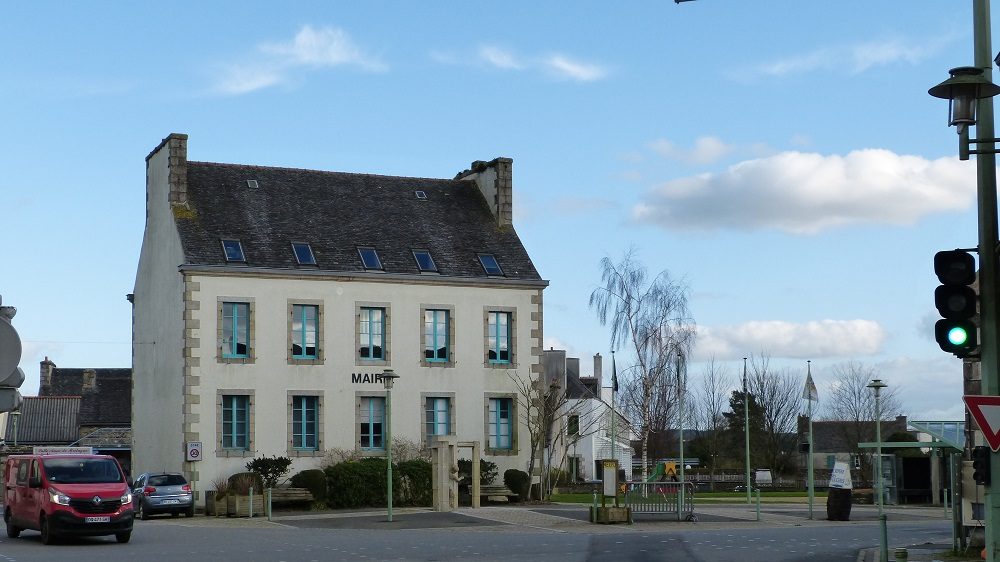 Pleyber Christ 29 Projette L Extension Renovation De La Mairie Et De L Ephad En Paille Bruded